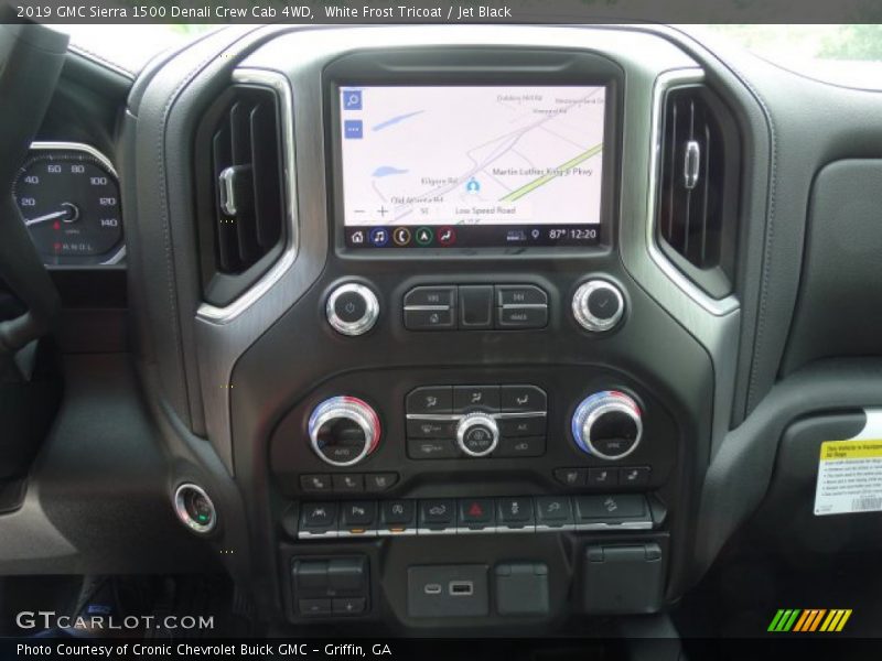 Controls of 2019 Sierra 1500 Denali Crew Cab 4WD