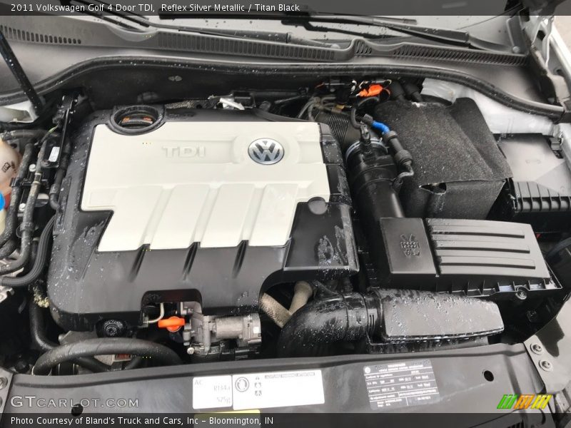 Reflex Silver Metallic / Titan Black 2011 Volkswagen Golf 4 Door TDI