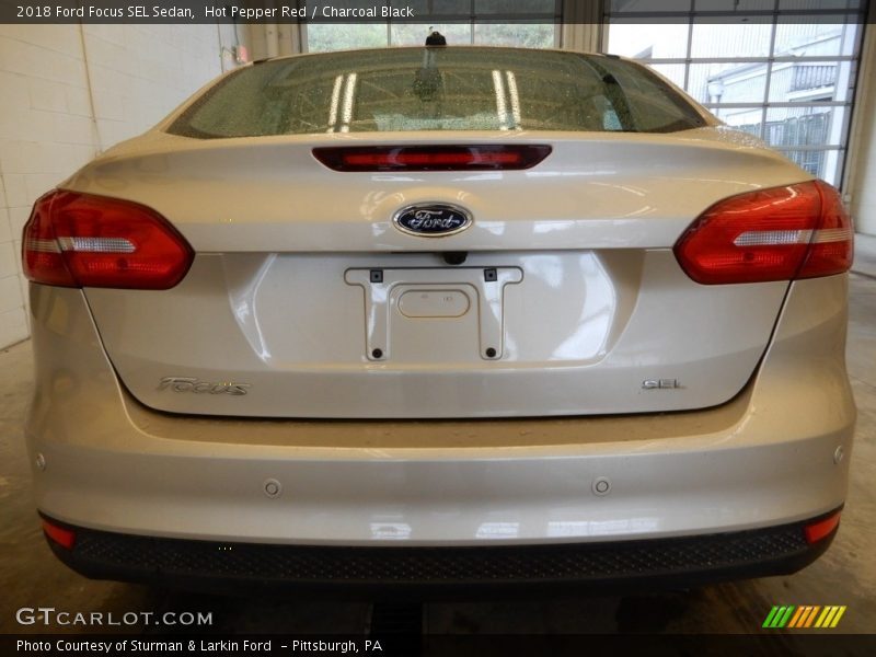 Hot Pepper Red / Charcoal Black 2018 Ford Focus SEL Sedan