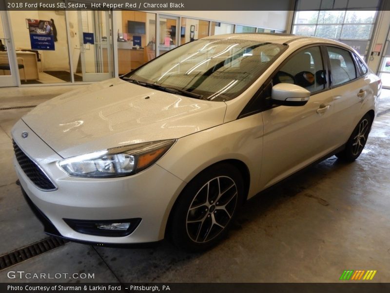 Hot Pepper Red / Charcoal Black 2018 Ford Focus SEL Sedan