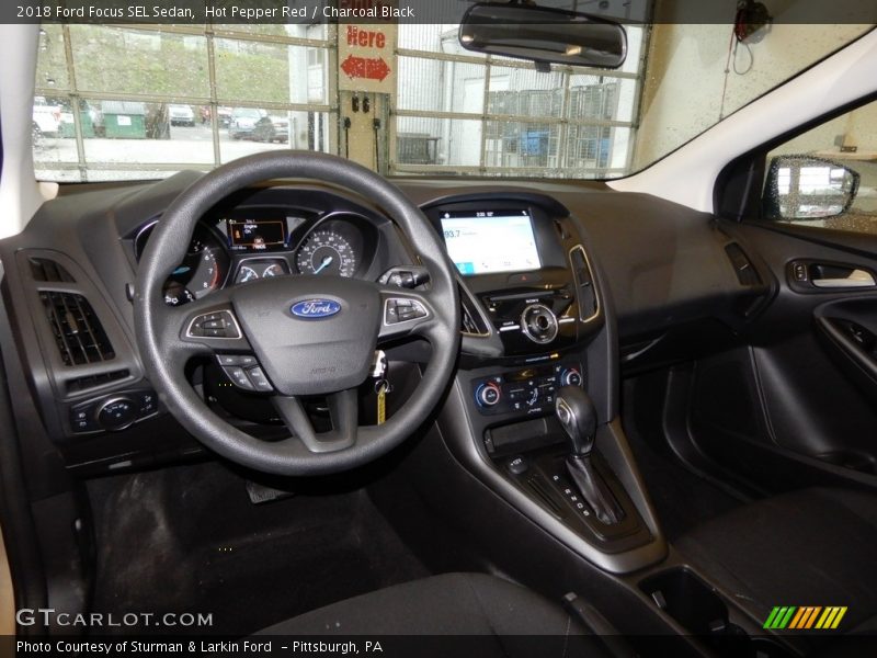 Hot Pepper Red / Charcoal Black 2018 Ford Focus SEL Sedan