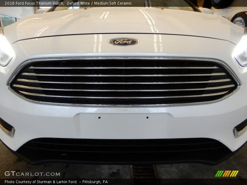 Oxford White / Medium Soft Ceramic 2018 Ford Focus Titanium Hatch