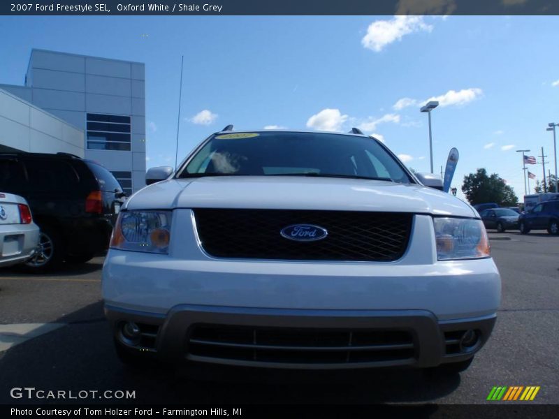 Oxford White / Shale Grey 2007 Ford Freestyle SEL