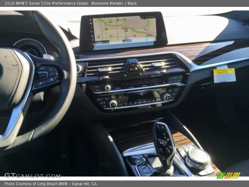 Bluestone Metallic / Black 2019 BMW 5 Series 530e iPerformance Sedan
