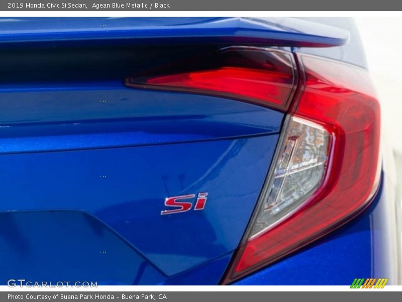  2019 Civic Si Sedan Logo