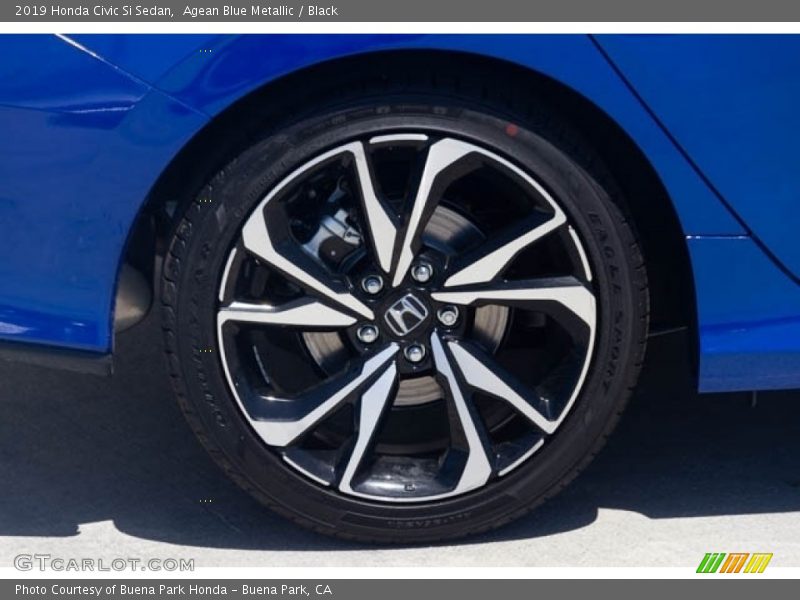  2019 Civic Si Sedan Wheel