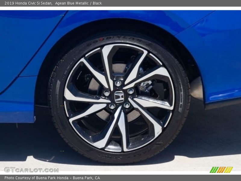  2019 Civic Si Sedan Wheel