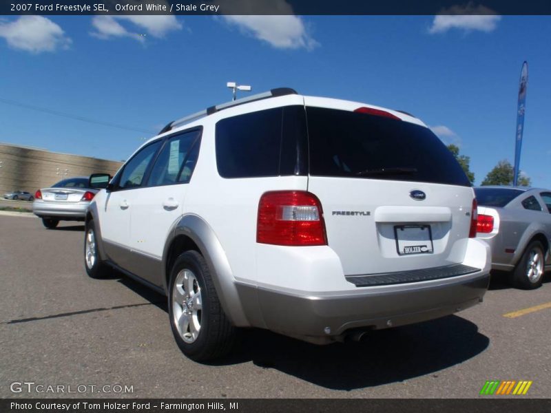 Oxford White / Shale Grey 2007 Ford Freestyle SEL