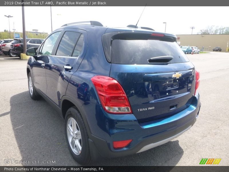 Pacific Blue Metallic / Jet Black 2019 Chevrolet Trax LT AWD