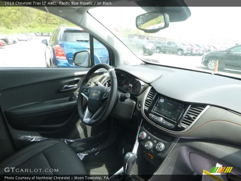 Pacific Blue Metallic / Jet Black 2019 Chevrolet Trax LT AWD
