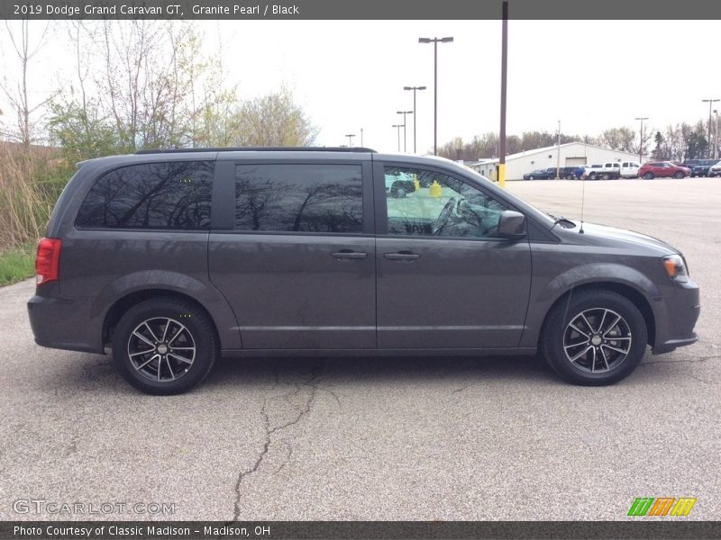 Granite Pearl / Black 2019 Dodge Grand Caravan GT