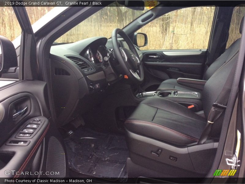 Granite Pearl / Black 2019 Dodge Grand Caravan GT