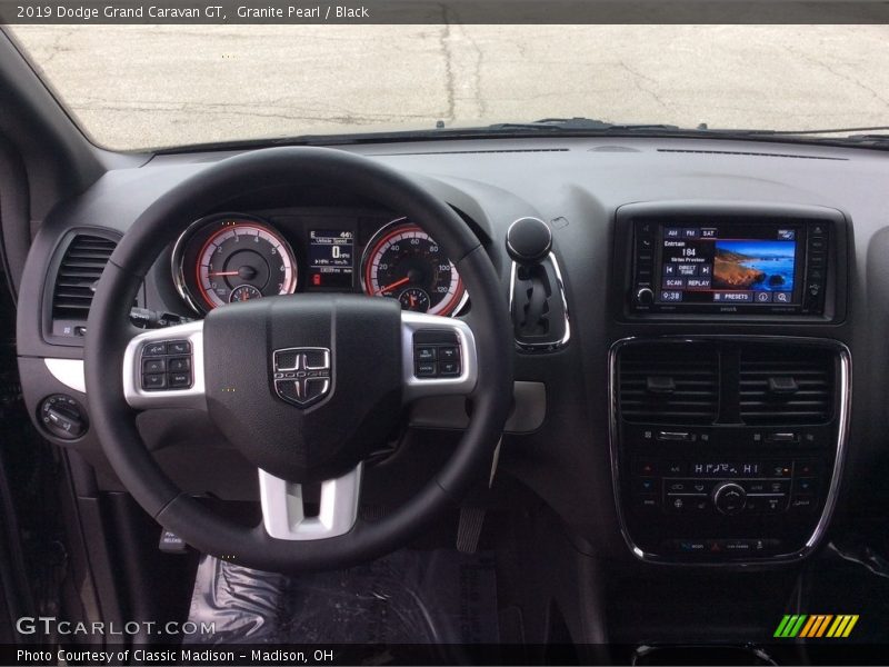 Granite Pearl / Black 2019 Dodge Grand Caravan GT