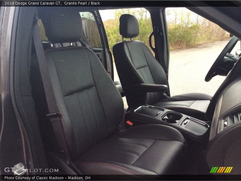 Granite Pearl / Black 2019 Dodge Grand Caravan GT