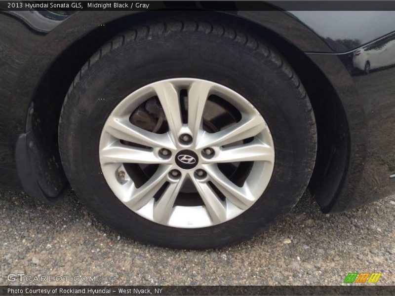 Midnight Black / Gray 2013 Hyundai Sonata GLS