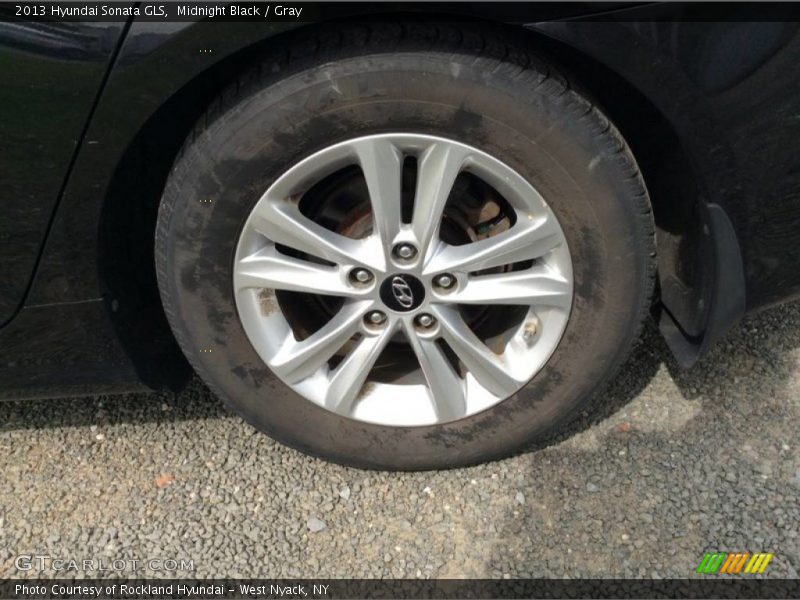Midnight Black / Gray 2013 Hyundai Sonata GLS