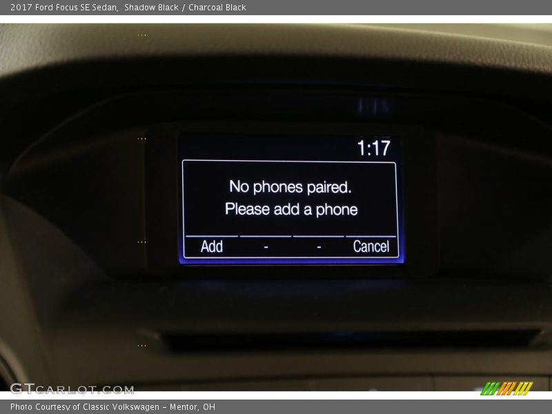 Shadow Black / Charcoal Black 2017 Ford Focus SE Sedan
