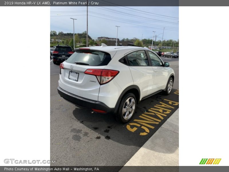 Platinum White Pearl / Gray 2019 Honda HR-V LX AWD