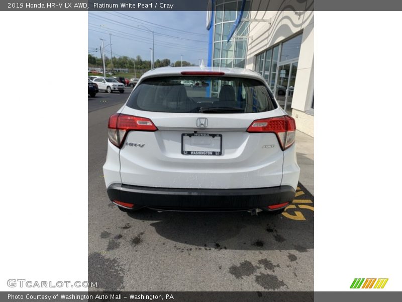 Platinum White Pearl / Gray 2019 Honda HR-V LX AWD