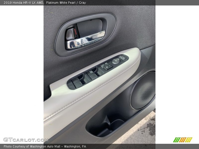 Platinum White Pearl / Gray 2019 Honda HR-V LX AWD