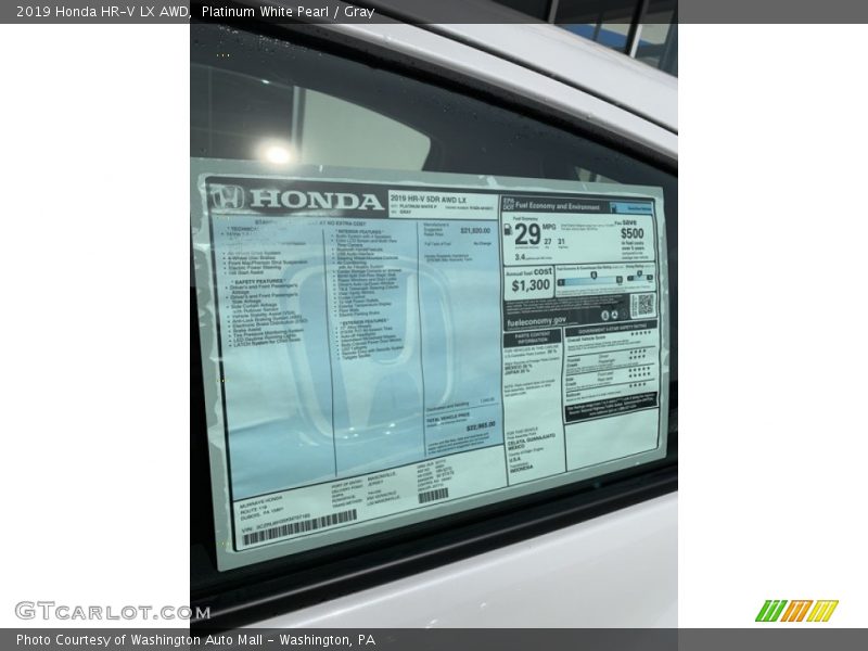 Platinum White Pearl / Gray 2019 Honda HR-V LX AWD