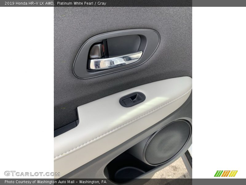 Platinum White Pearl / Gray 2019 Honda HR-V LX AWD