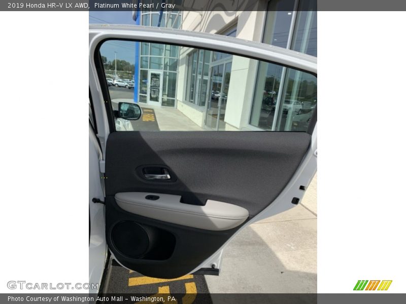 Platinum White Pearl / Gray 2019 Honda HR-V LX AWD