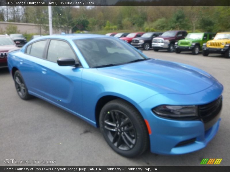 B5 Blue Pearl / Black 2019 Dodge Charger SXT AWD
