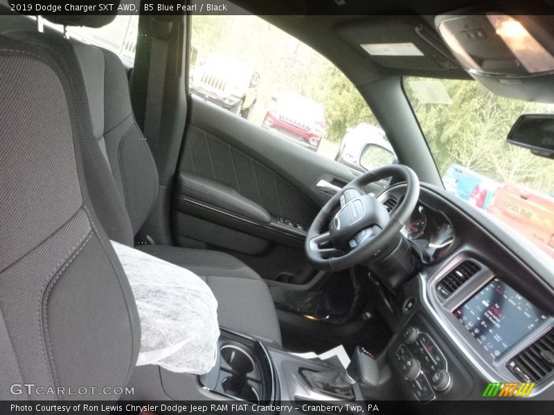 B5 Blue Pearl / Black 2019 Dodge Charger SXT AWD