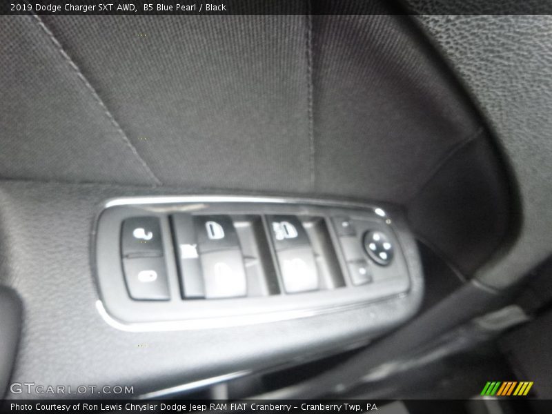 B5 Blue Pearl / Black 2019 Dodge Charger SXT AWD
