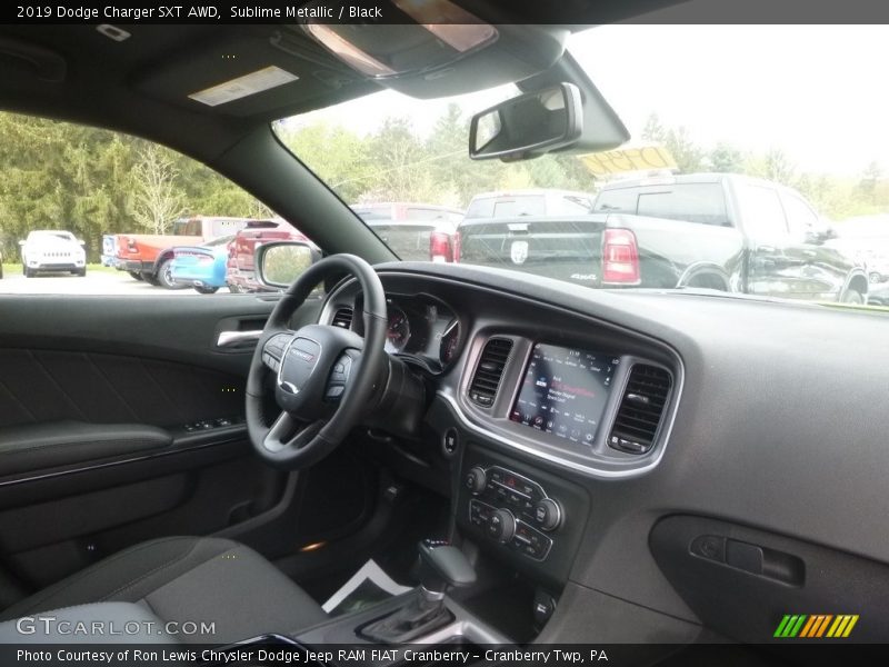 Sublime Metallic / Black 2019 Dodge Charger SXT AWD