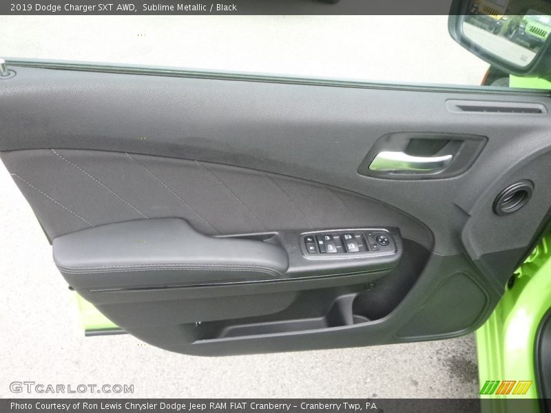 Sublime Metallic / Black 2019 Dodge Charger SXT AWD