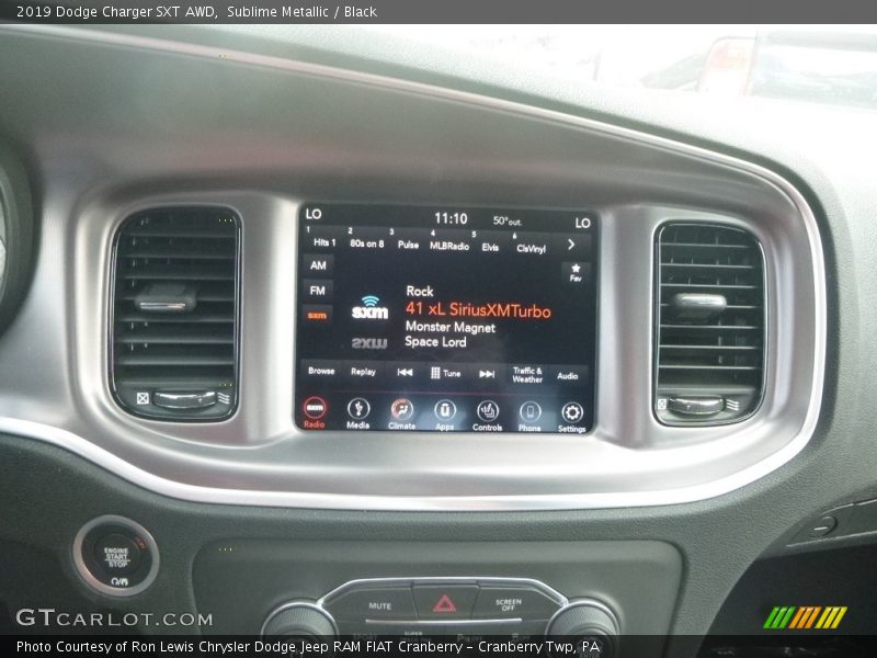 Sublime Metallic / Black 2019 Dodge Charger SXT AWD