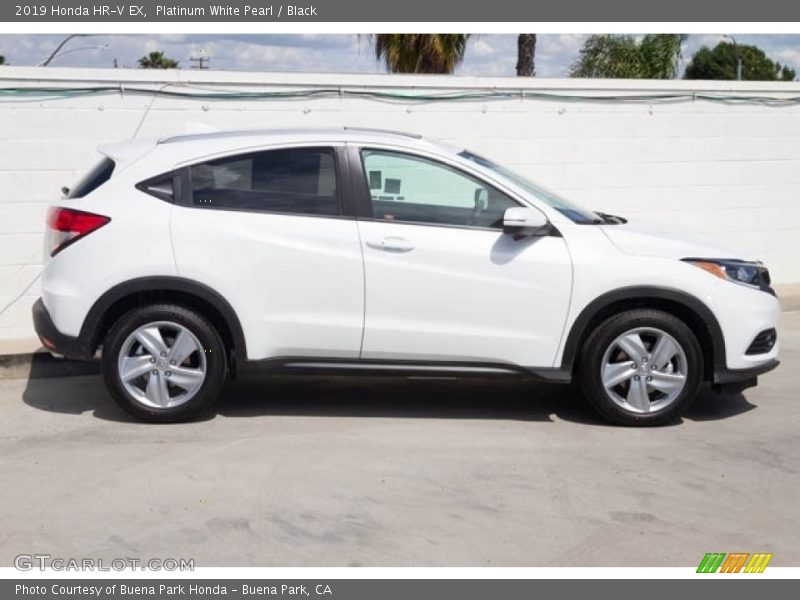 Platinum White Pearl / Black 2019 Honda HR-V EX