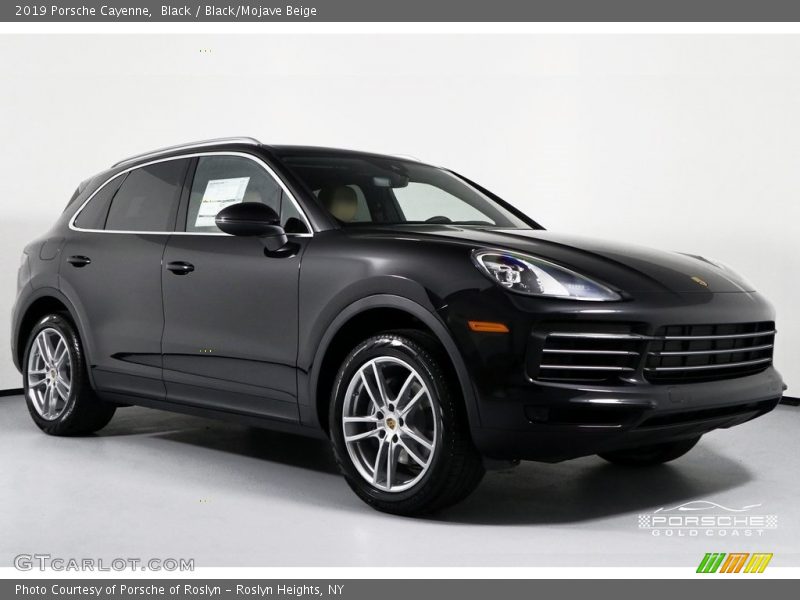 Black / Black/Mojave Beige 2019 Porsche Cayenne