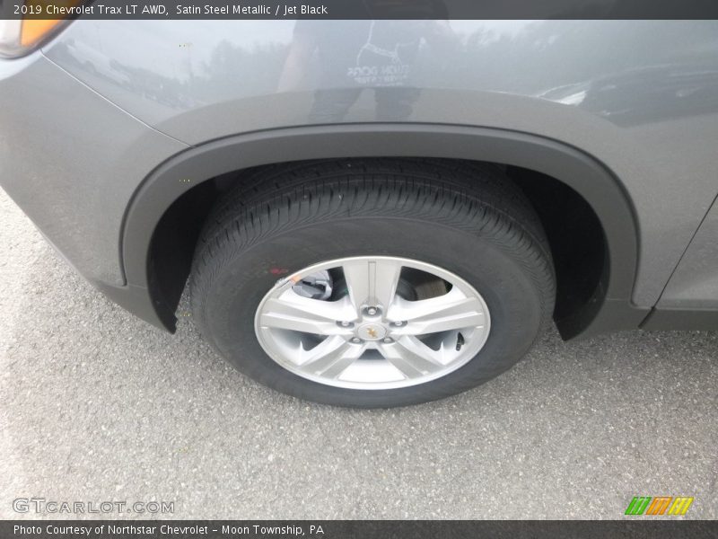 Satin Steel Metallic / Jet Black 2019 Chevrolet Trax LT AWD