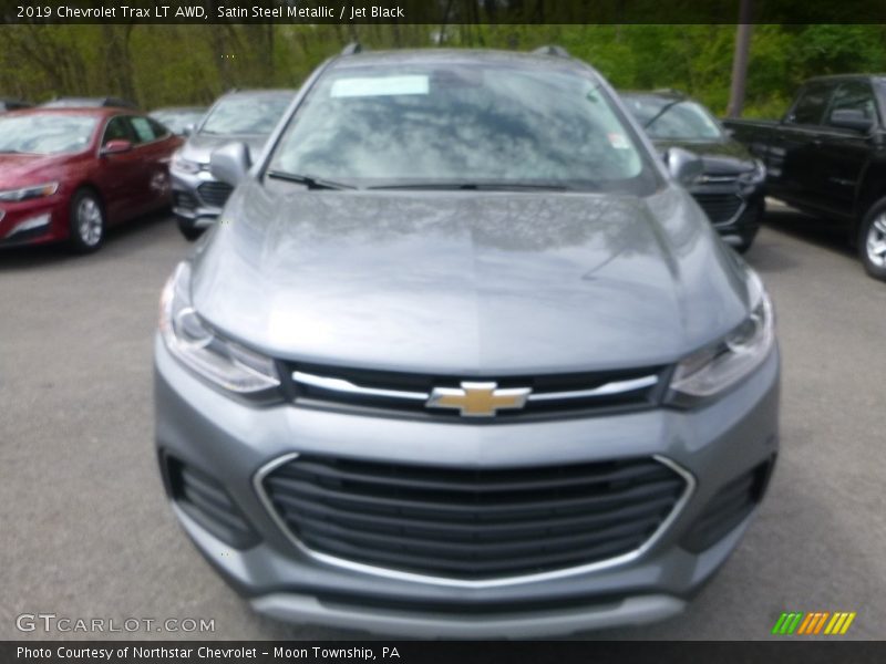 Satin Steel Metallic / Jet Black 2019 Chevrolet Trax LT AWD
