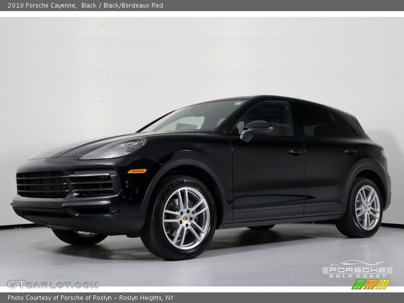 Black / Black/Bordeaux Red 2019 Porsche Cayenne