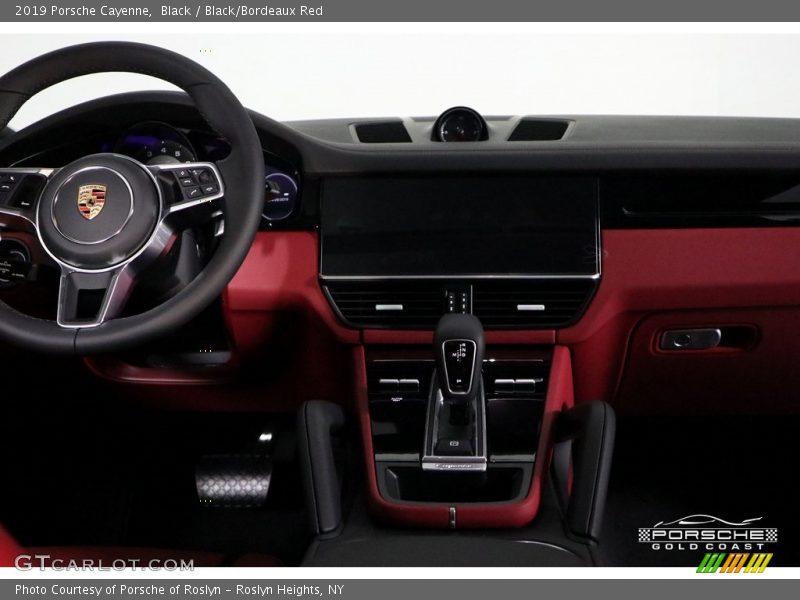 Black / Black/Bordeaux Red 2019 Porsche Cayenne