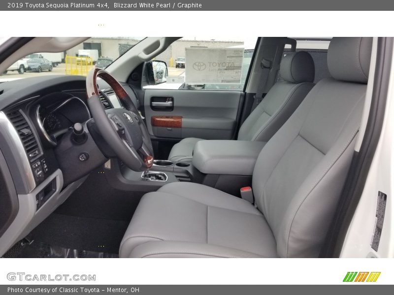 Blizzard White Pearl / Graphite 2019 Toyota Sequoia Platinum 4x4