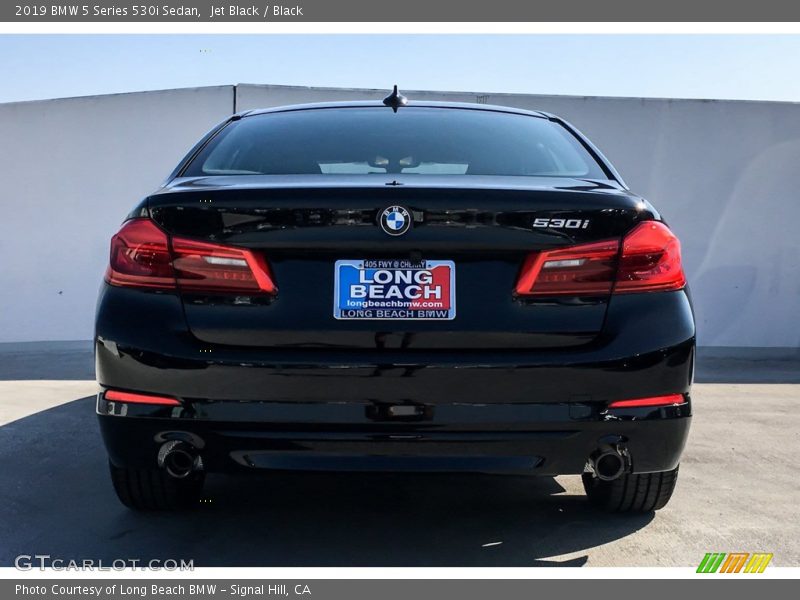 Jet Black / Black 2019 BMW 5 Series 530i Sedan