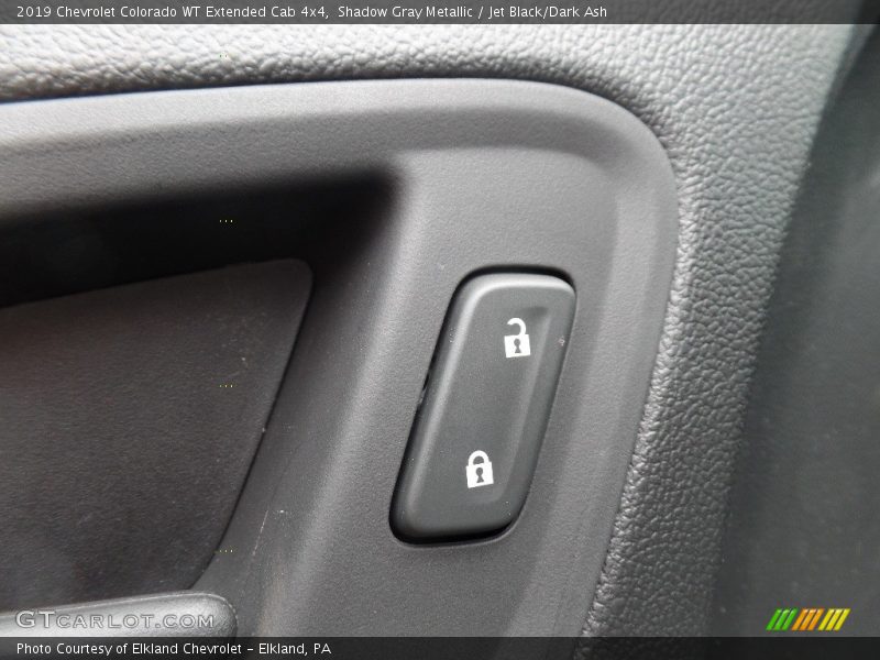 Shadow Gray Metallic / Jet Black/Dark Ash 2019 Chevrolet Colorado WT Extended Cab 4x4