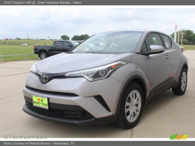 Silver Knockout Metallic / Black 2019 Toyota C-HR LE