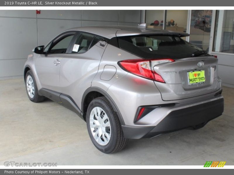 Silver Knockout Metallic / Black 2019 Toyota C-HR LE