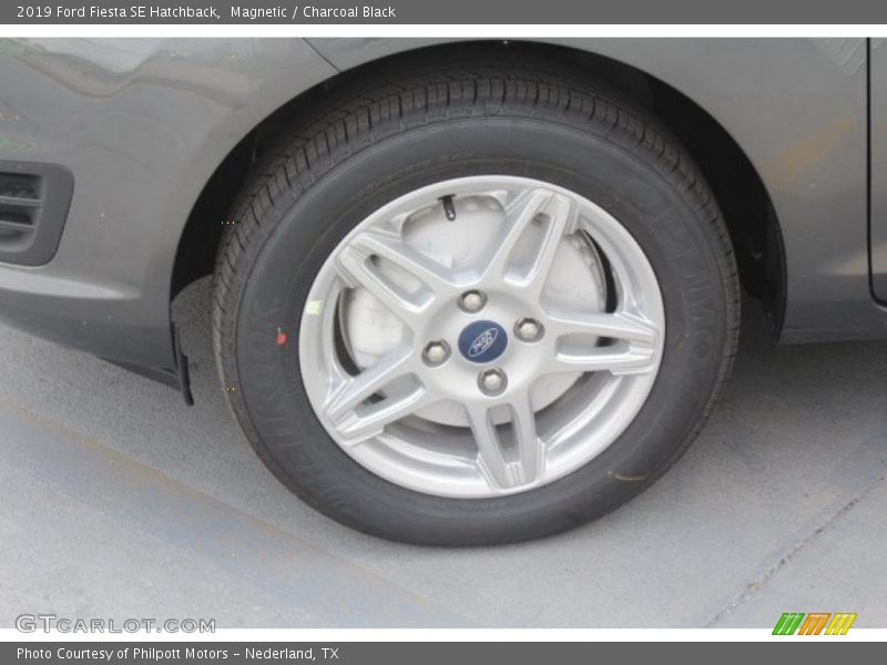 Magnetic / Charcoal Black 2019 Ford Fiesta SE Hatchback