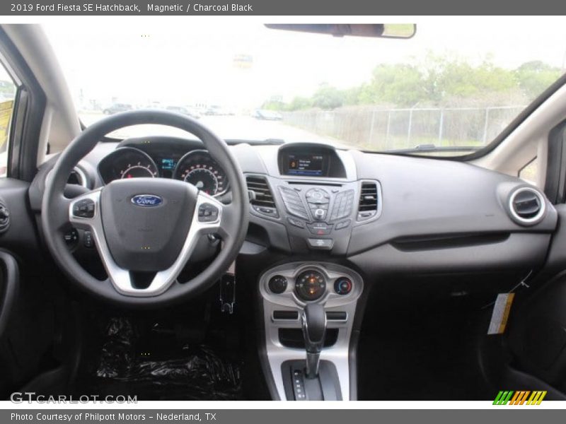 Dashboard of 2019 Fiesta SE Hatchback