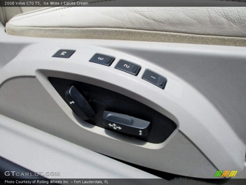 Ice White / Calcite Cream 2008 Volvo C70 T5