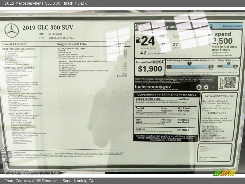 Black / Black 2019 Mercedes-Benz GLC 300