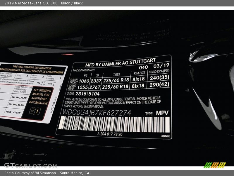 Black / Black 2019 Mercedes-Benz GLC 300