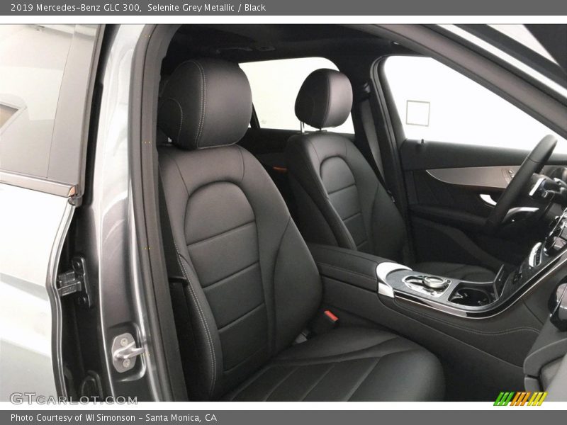 Selenite Grey Metallic / Black 2019 Mercedes-Benz GLC 300